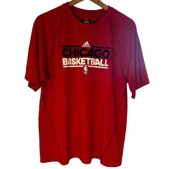 Adidas Chicago Basketball Dri-Fit Tee Men’s Medium - Picture 2 of 3